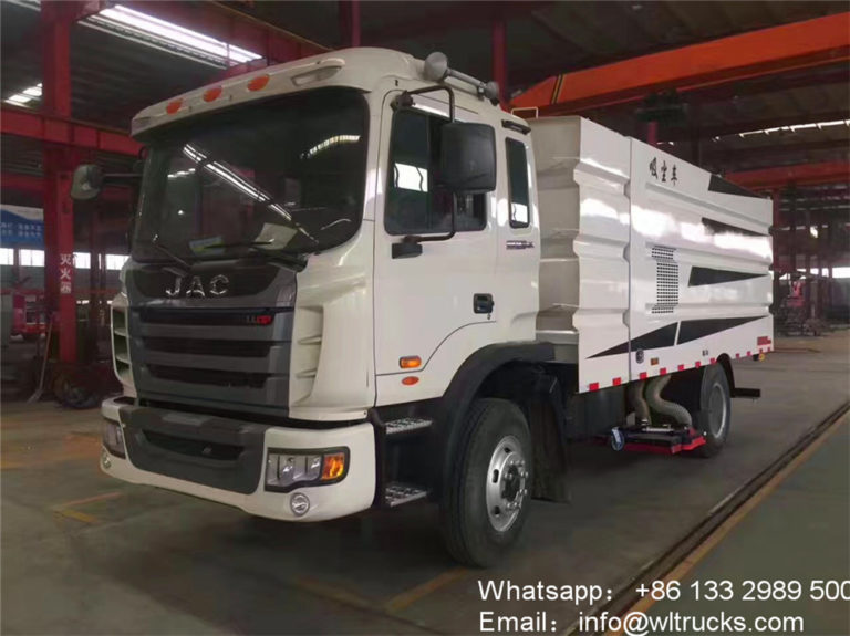 Jac Ton Vacuum Sweeper Truck Fuel Truck Sewage Suction Truck