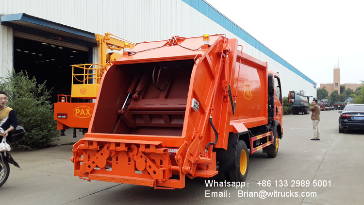 HOWO 5000 liter garbage disposal truck - fuel truck,sewage suction