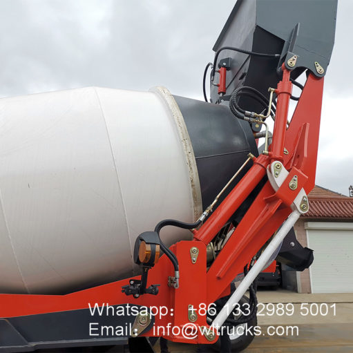 2m3 self loading mixer truck