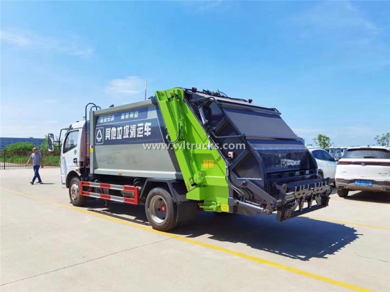 Dongfeng 8 tons rear sealed garbage compactor truck