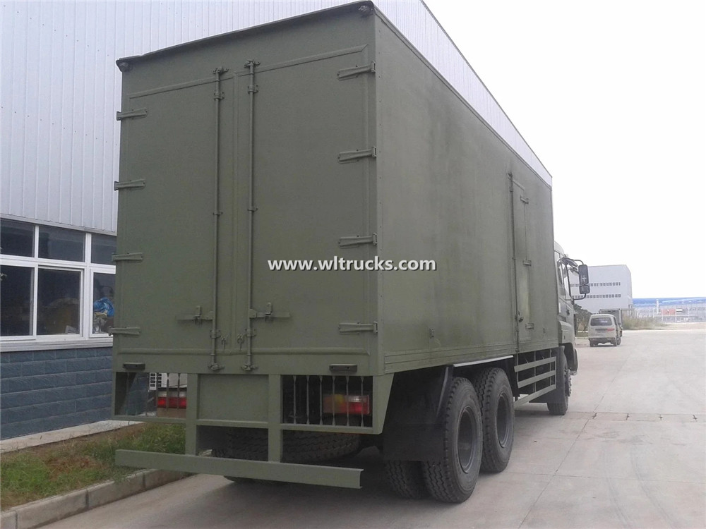 Dongfeng 6X6 Freezer Van Truck