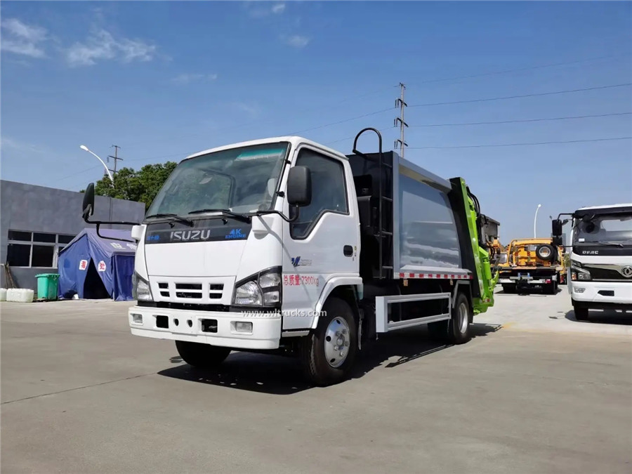 ISUZU NKR 6m3 rubbish compactor truck