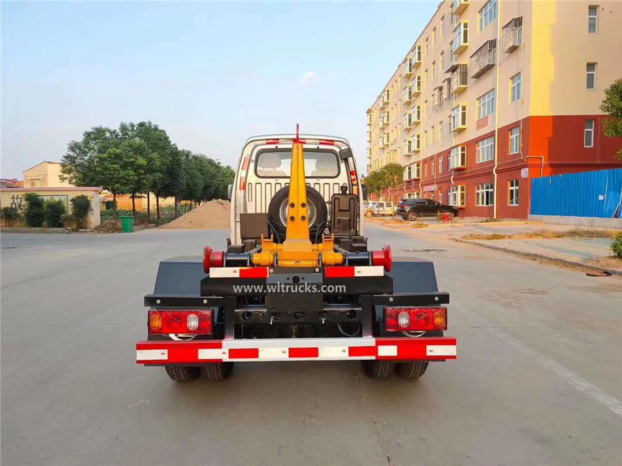 T-King 2 ton roll off hook lift garbage dump truck