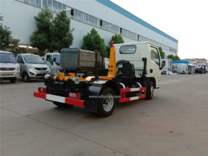 Yuejin 3cbm hydraulic lifter garbage truck