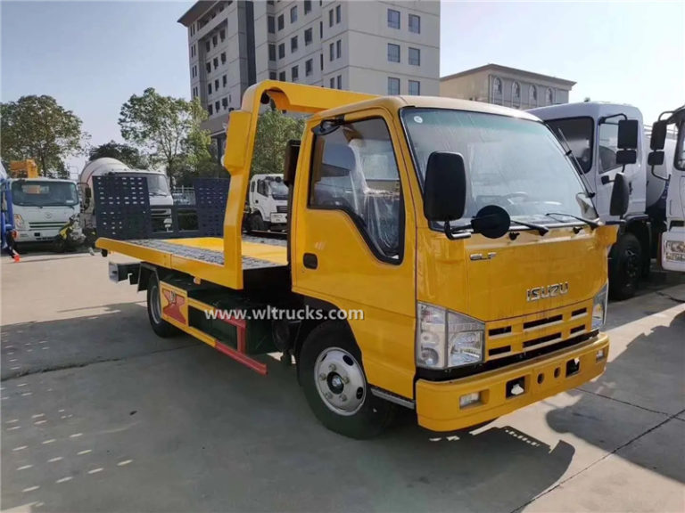 Japan Isuzu NHR 3 ton flatbed tow truck