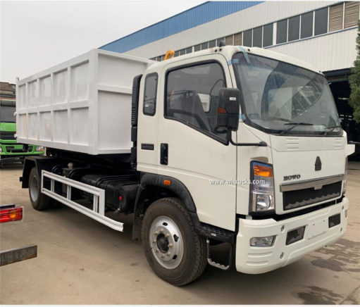 Sinotruk Howo 8 ton hook lift dump truck