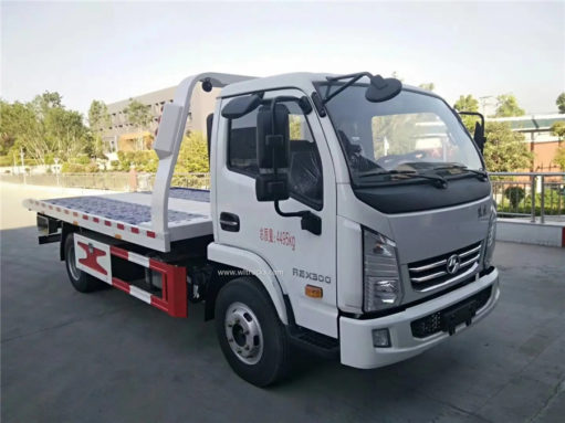 Yuejin 3 ton flat road wrecker truck