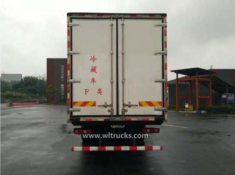 6x4 Shacman 9.5m refrigerator truck for meat and fish