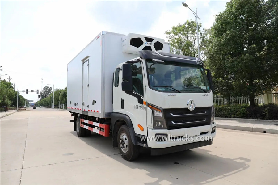 Dayun 10t refrigerated truck