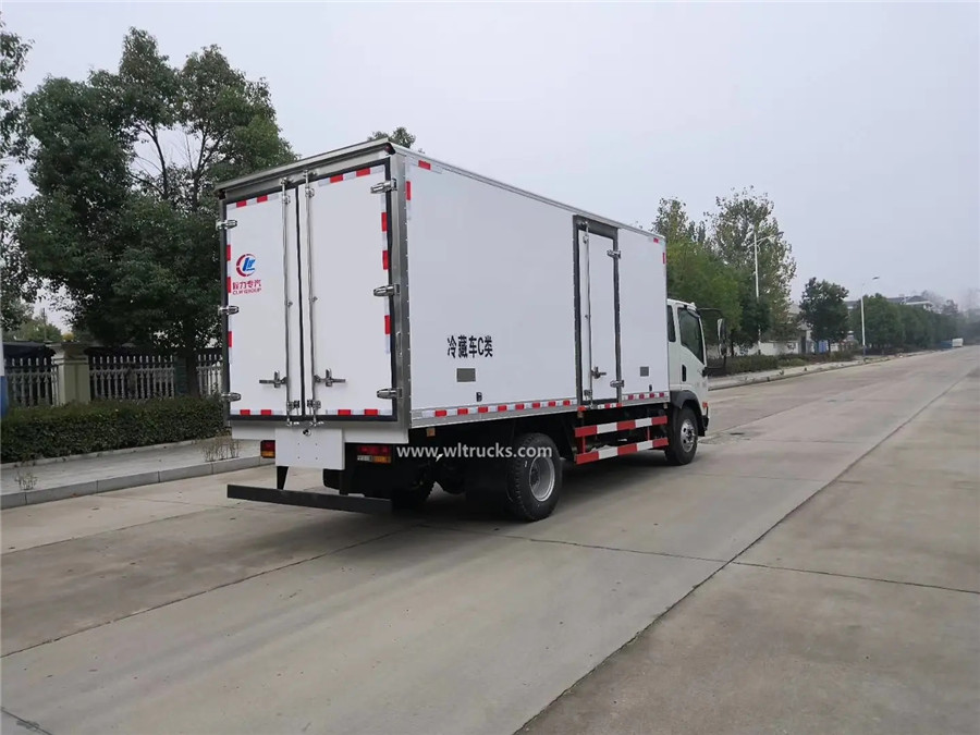 Dayun 6mt refrigerated delivery trucks