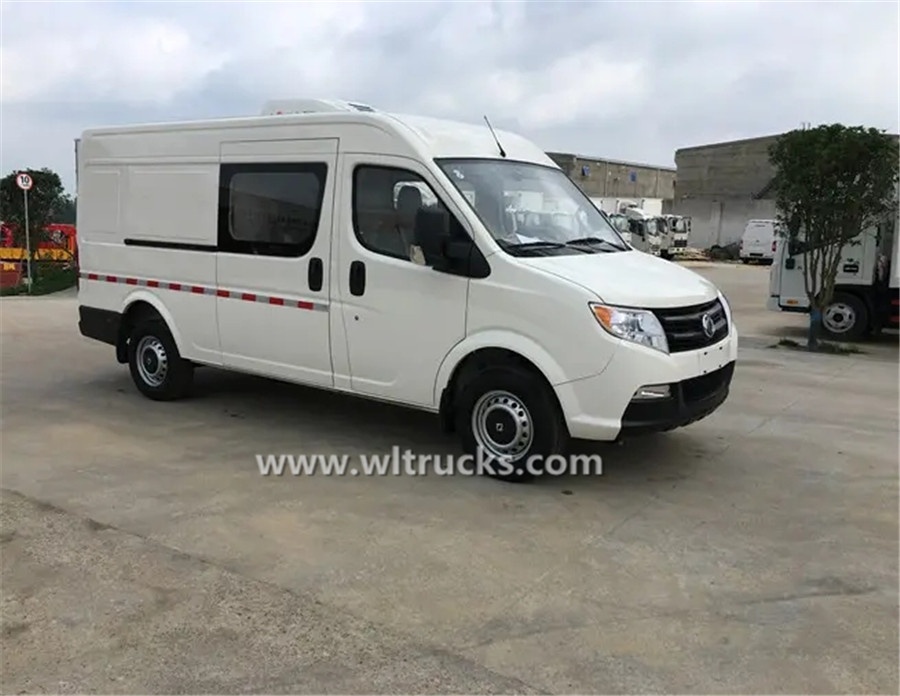 Dongfeng Mnibus 1500kg freezer storage van