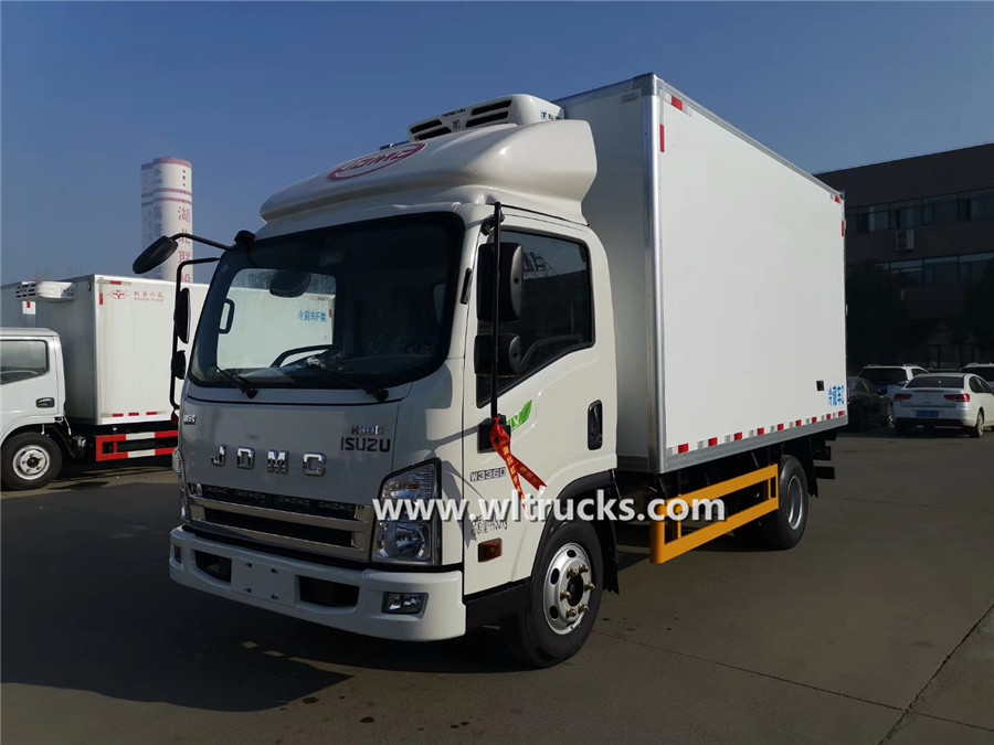 ISUZU JDMC 3 ton fridge freezer trucks