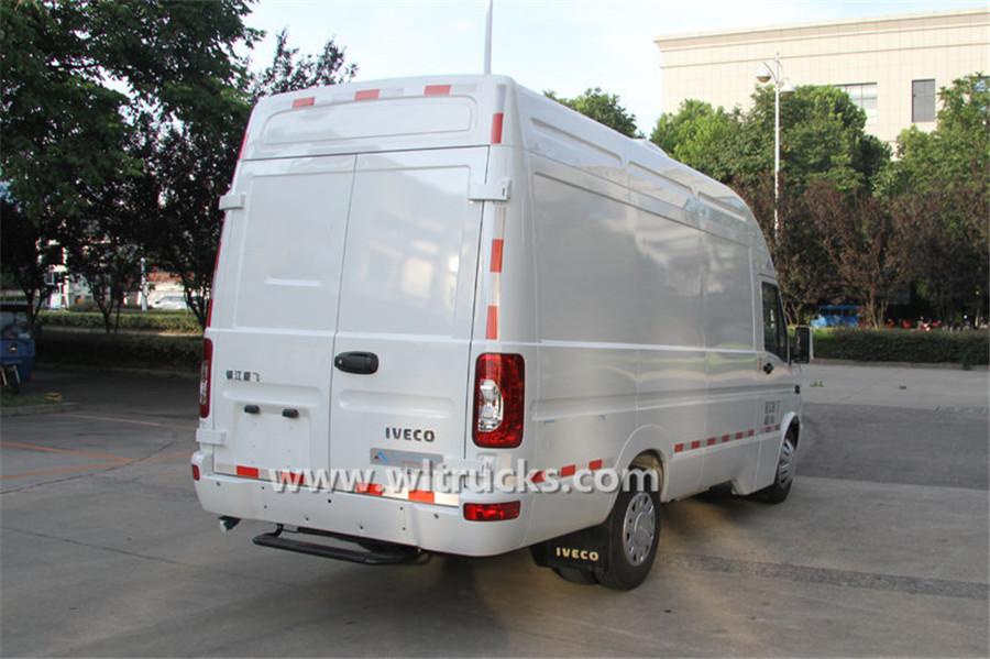 Iveco Power Daily 3 ton refrigerator container truck