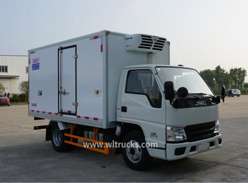 JMC 2ton mini refrigerator truck