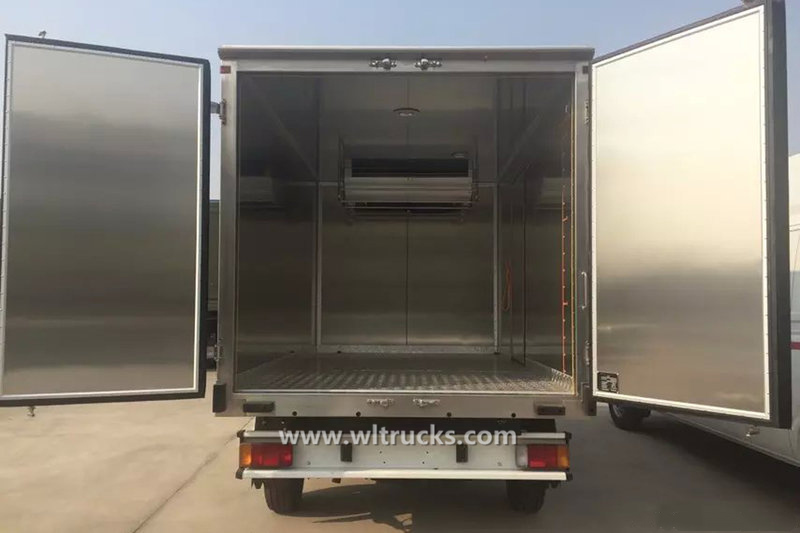 SAIC Maxus 2 tonne carrier freezer truck